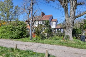 Photo 11- click for photo gallery